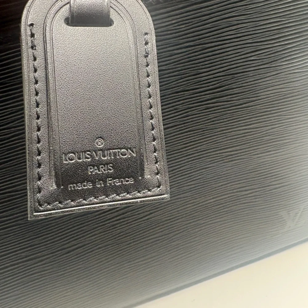Louis Vuitton Epi Serviette Fermoir Briefcase Black Leather Gold Lock